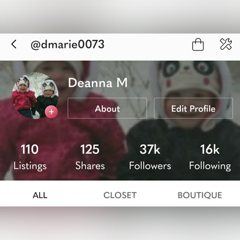 COPY - COPY - ❤ MY MOMS CLOSET EVERYTHING VS PINK ❤